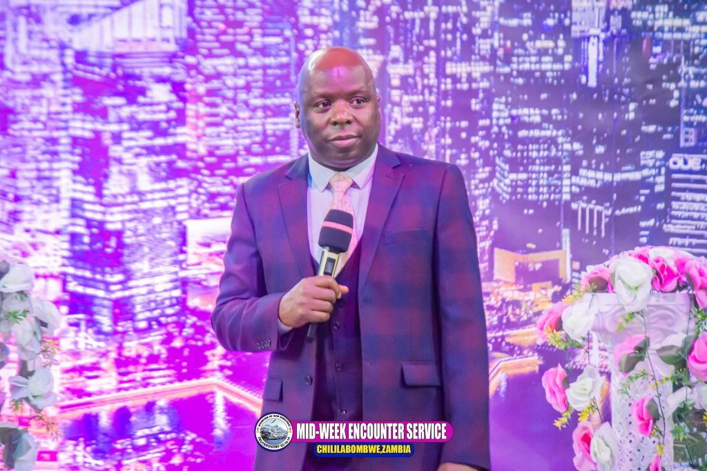 WHAT ARE THE BENEFITS OF DIVINE PRESENCE?